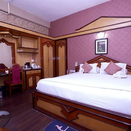 Hotel Radhika Regency Rourkela Eksteriør billede