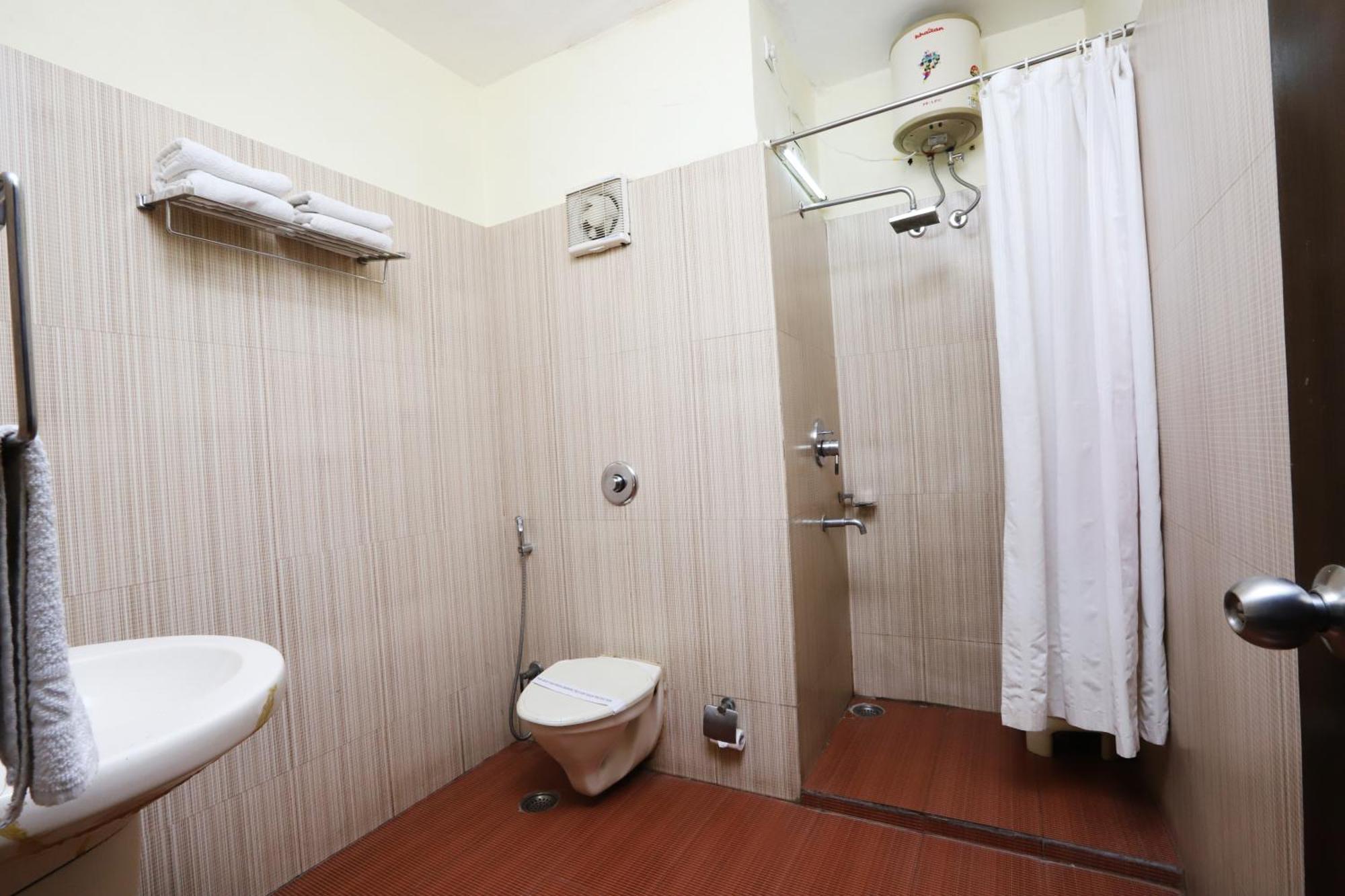 Hotel Radhika Regency Rourkela Eksteriør billede
