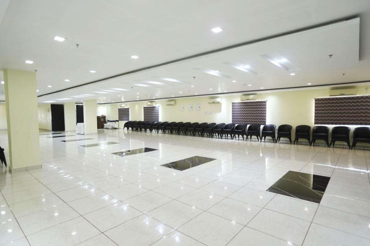 Hotel Radhika Regency Rourkela Eksteriør billede